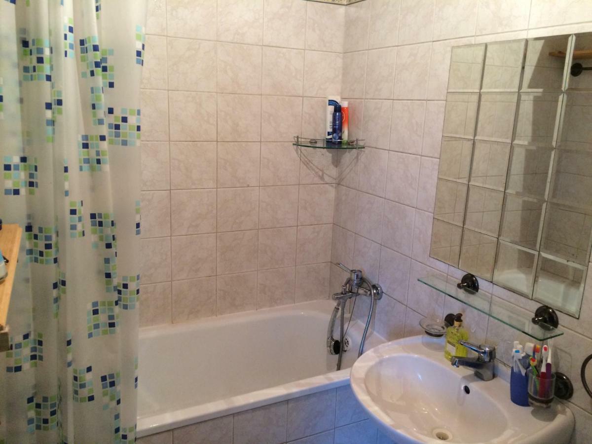Holiday House Cervena Veza ปิเอชตานี ภายนอก รูปภาพ