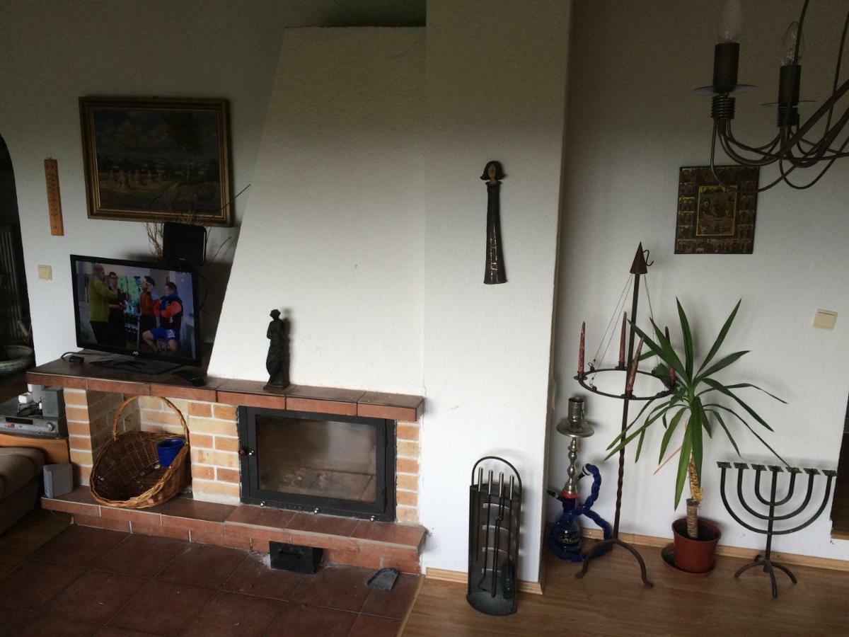 Holiday House Cervena Veza ปิเอชตานี ภายนอก รูปภาพ